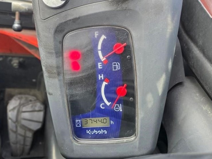 2019-kubota-ssv75-image-55