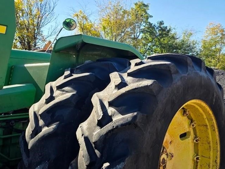 john-deere-8850-image-37