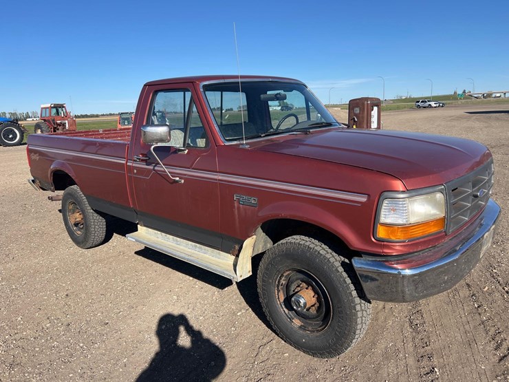 1994-ford-pickup-image-3