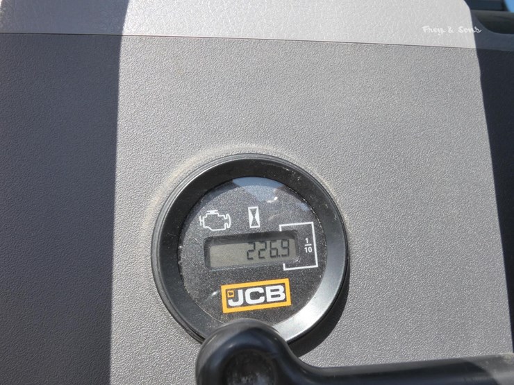 jcb-245xr-image-6