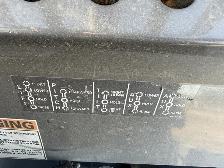 2019-case-570n-ep-skip-loader-image-18