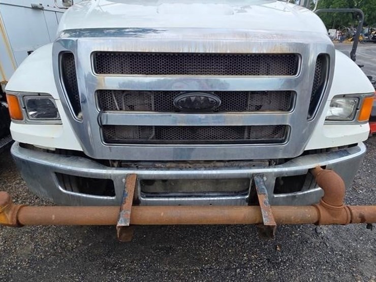 2006-ford-f750-sd-image-33
