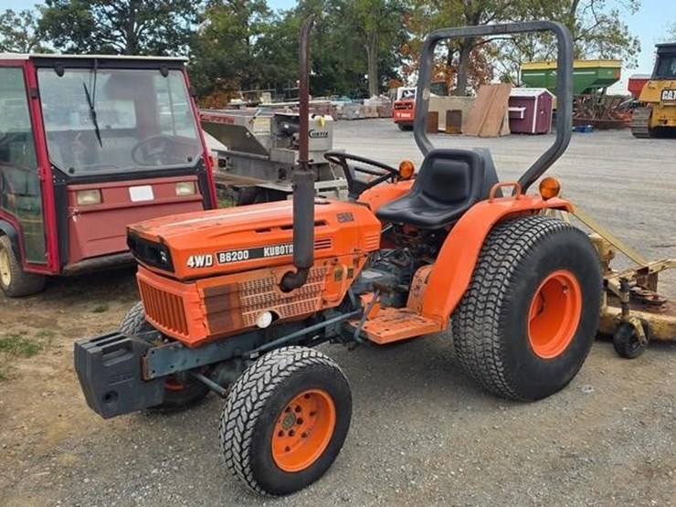 kubota-b8200-image-1