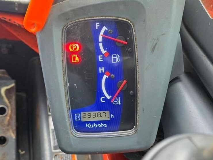 2016-kubota-ssv65-image-52