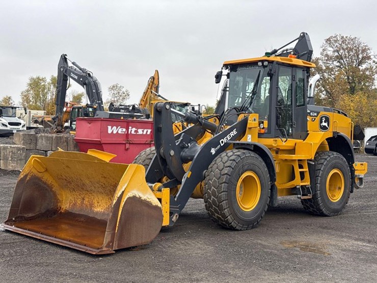 2024-deere-624-image-1