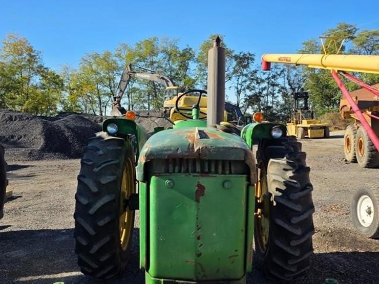1972-john-deere-2520-image-30