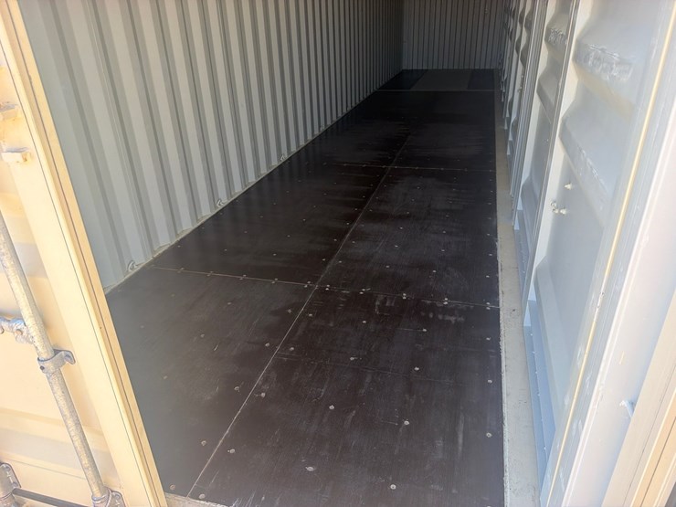 #47217-•-40ft-shipping-container-image-5