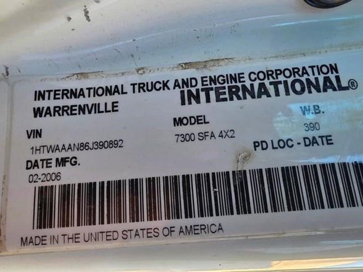 2006-international-durastar-4300-image-5