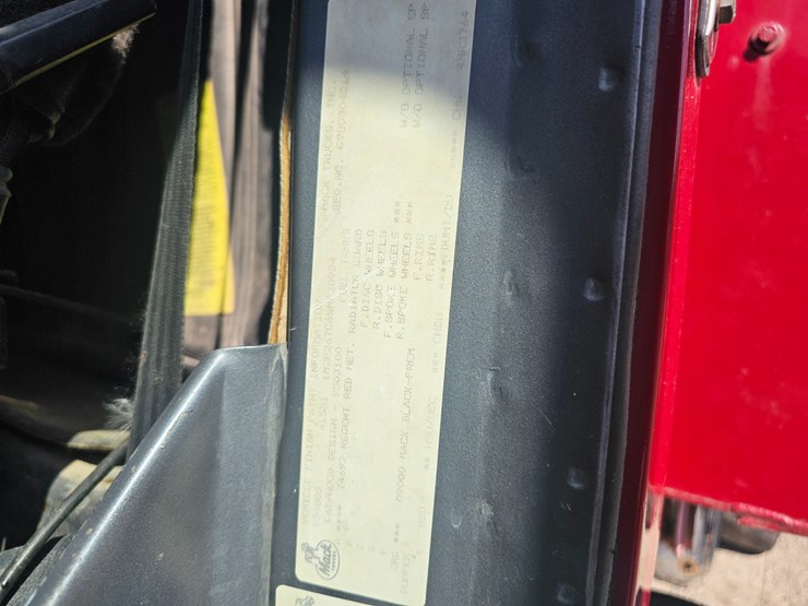 #15804-•-1998-mack-rd688s-dump-truck-image-128