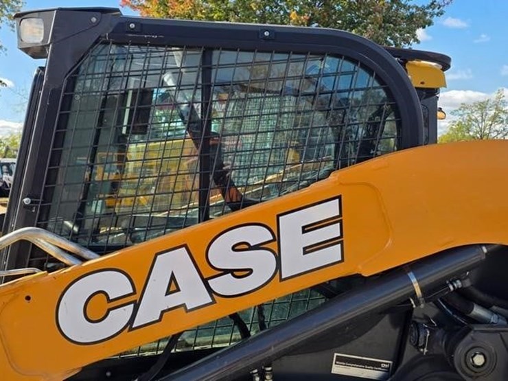 2022-case-tv450b-image-29
