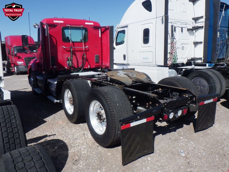 2021-kenworth-t680-image-11