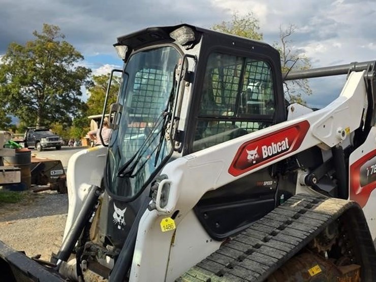 2021-bobcat-t76-image-35