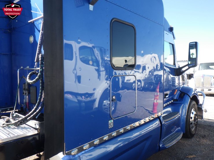 2020-peterbilt-579-image-6