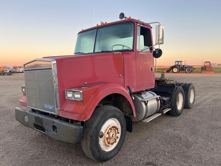 1989-white-gmc-day-cab-image-1