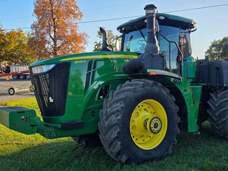 2019-john-deere-9520r-image-2