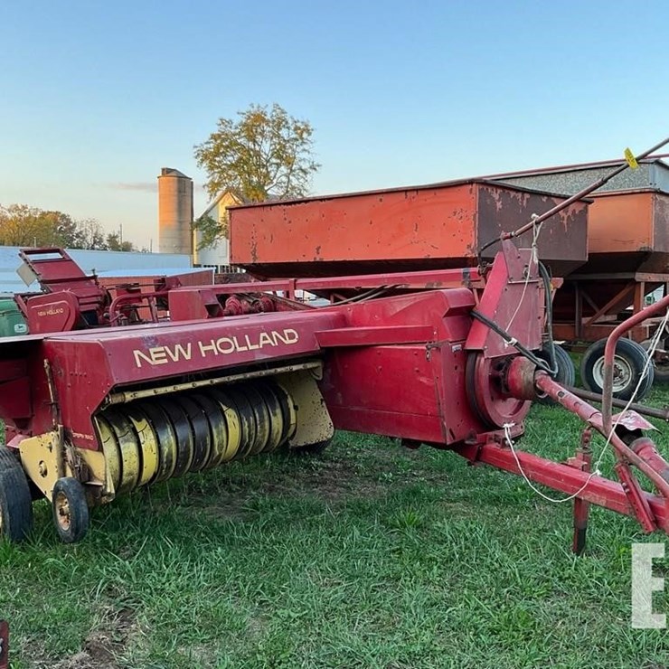 NEW HOLLAND HAYLINER 273