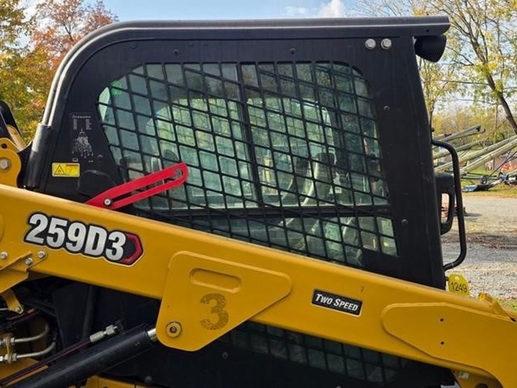 2019-caterpillar-259d3-image-13