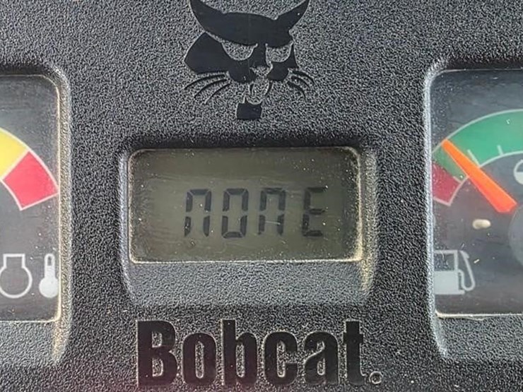 2003-bobcat-toolcat-5600-image-69