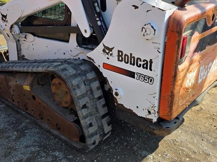2016-bobcat-t650-image-22