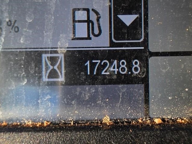 2015-caterpillar-938m-image-91