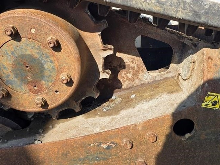 2016-bobcat-t650-image-14