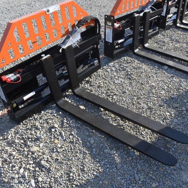 WOLVERINE PALLET FORK ATTACHMENT 47488