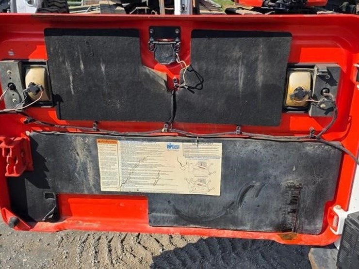 2019-bobcat-t650-image-40