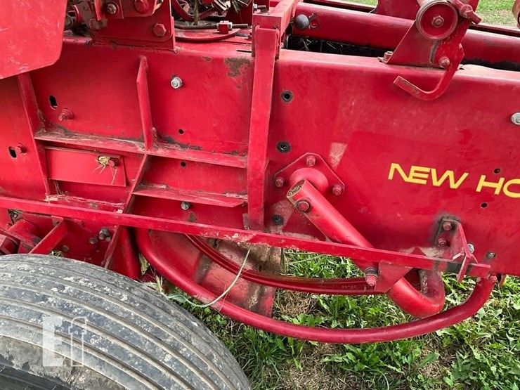 new-holland-hayliner-273-image-8