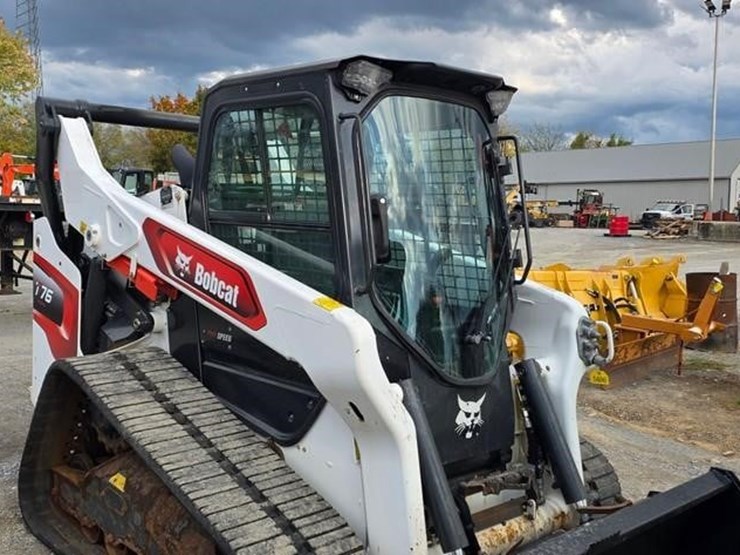 2021-bobcat-t76-image-7