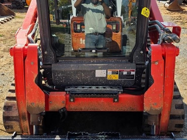 2023-kubota-svl75-3-image-38