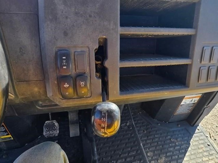 2021-john-deere-gator-xuv-835e-image-34