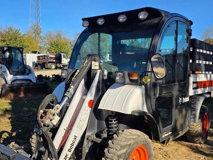 2010-bobcat-toolcat-5600-image-34