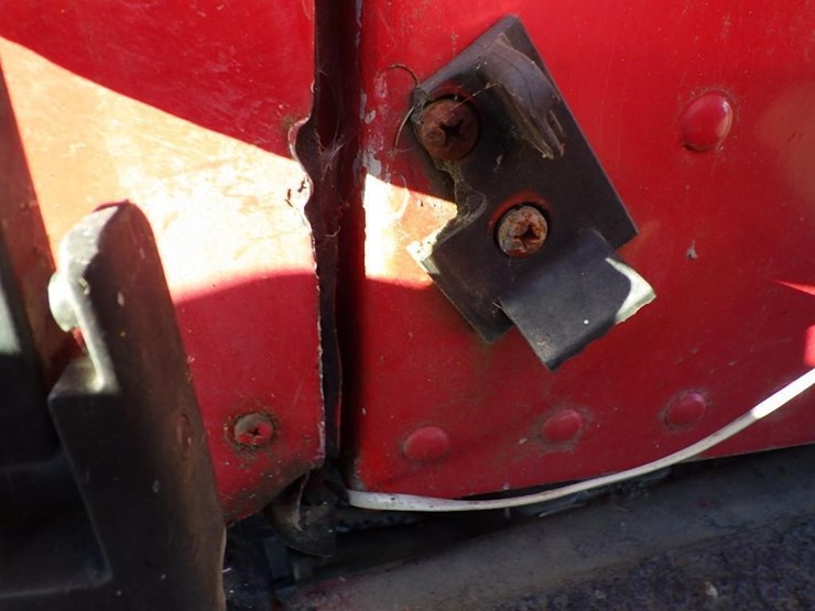 1995-peterbilt-357-image-41