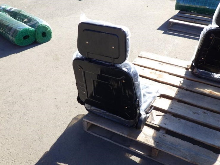 waterproof-equipment-seat-image-3