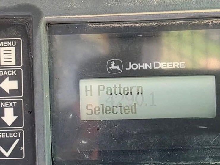 2017-deere-323e-image-62