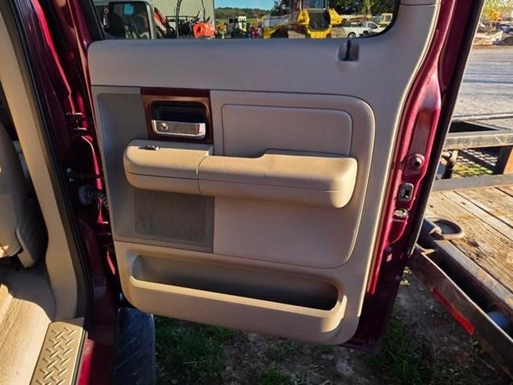 2005-ford-f150-xlt-image-35