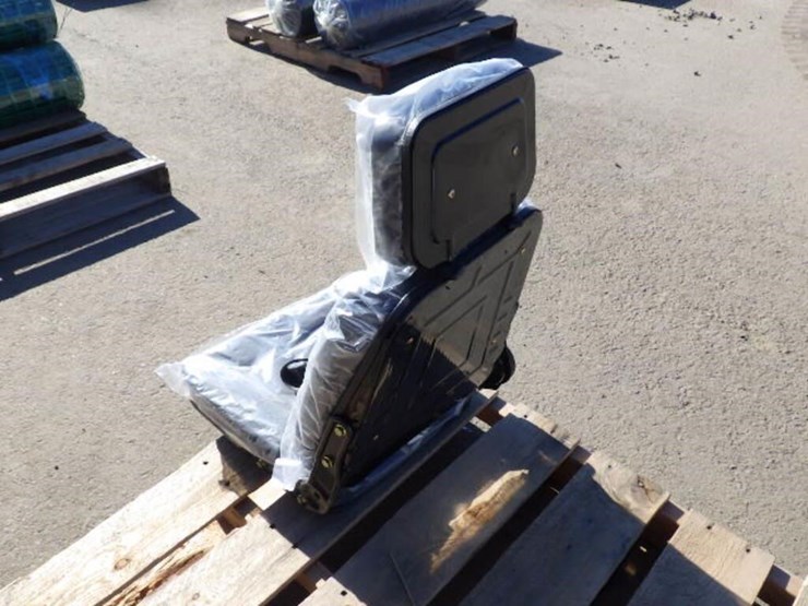 waterproof-equipment-seat-image-2