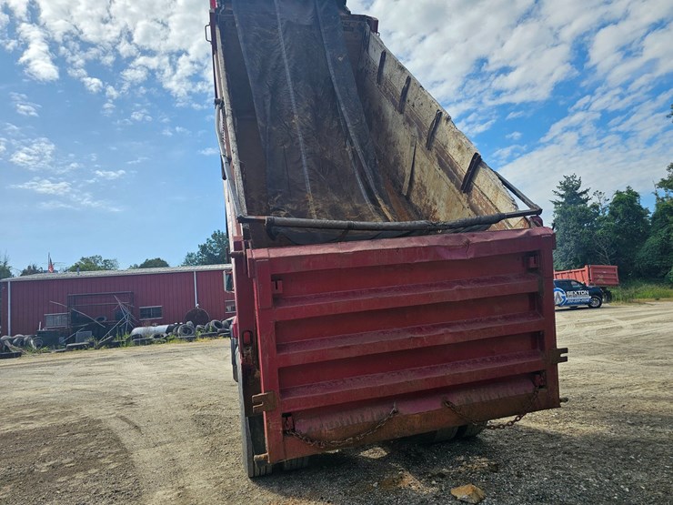#15804-•-1998-mack-rd688s-dump-truck-image-61
