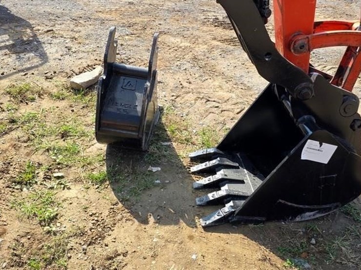 2018-kubota-u55-4-image-42