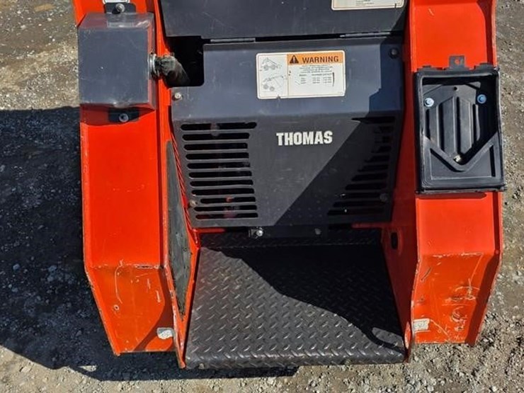 2005-thomas-35dt-image-15