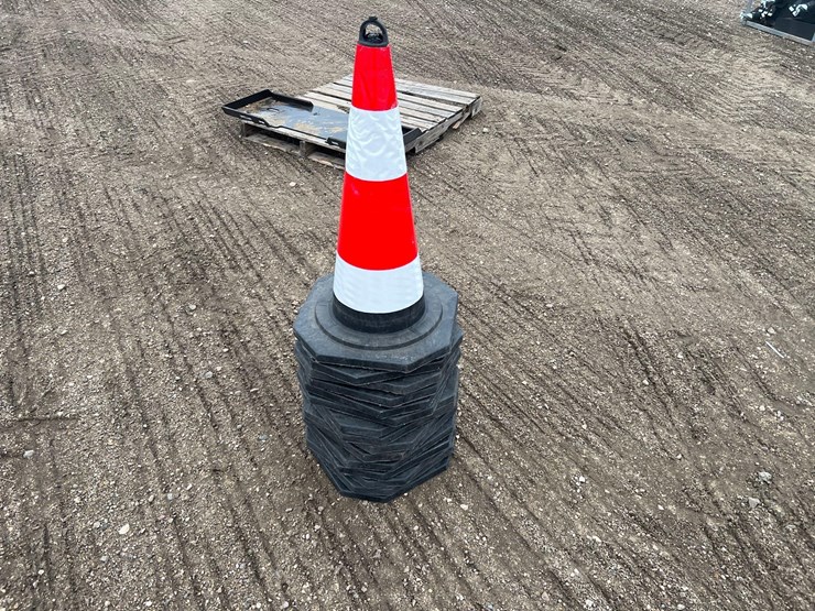 traffic-safety-cones-image-1