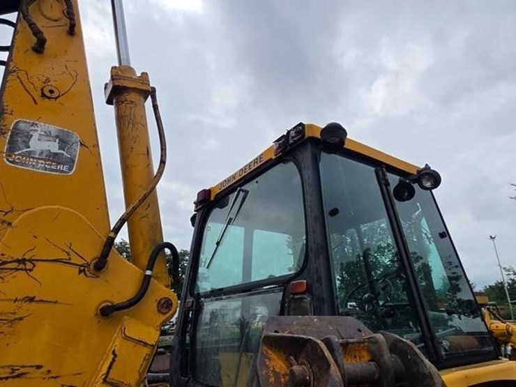 deere-710b-image-19