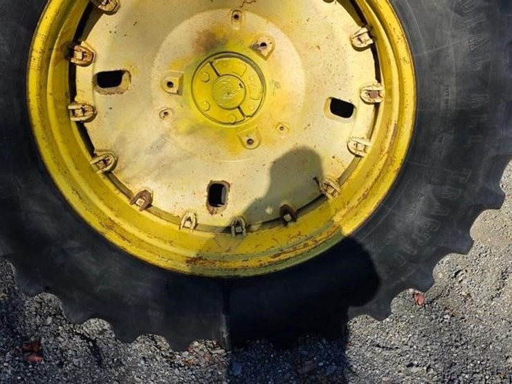 john-deere-8850-image-8