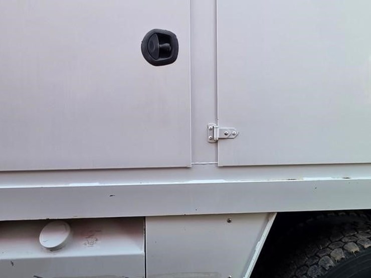 2006-ford-f750-sd-image-13