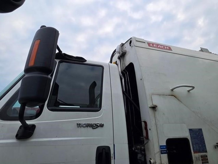 2012-international-workstar-7600-image-14