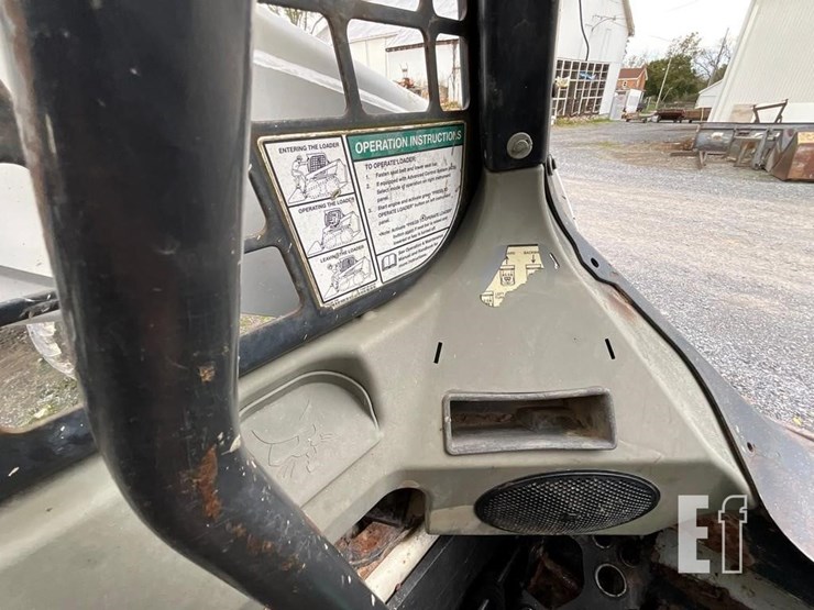 2010-bobcat-t650-image-42