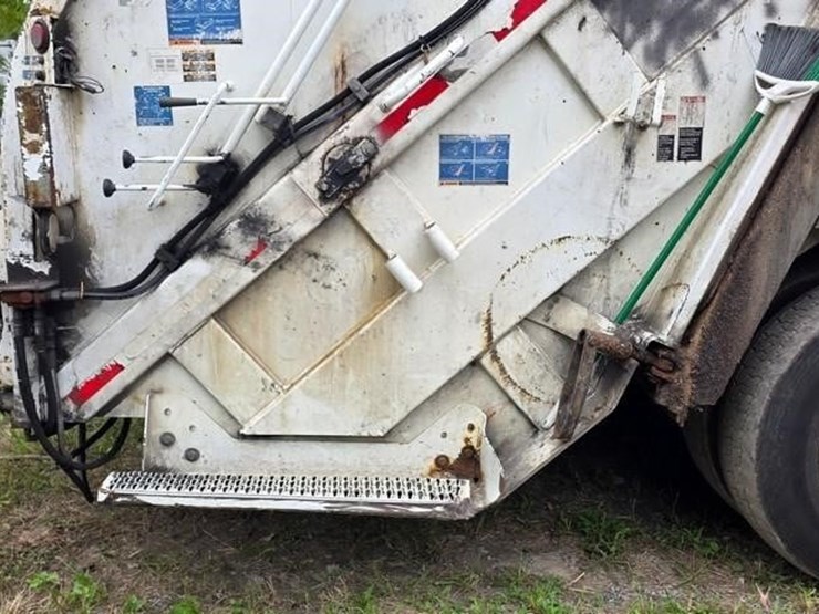 2012-international-workstar-7600-image-34