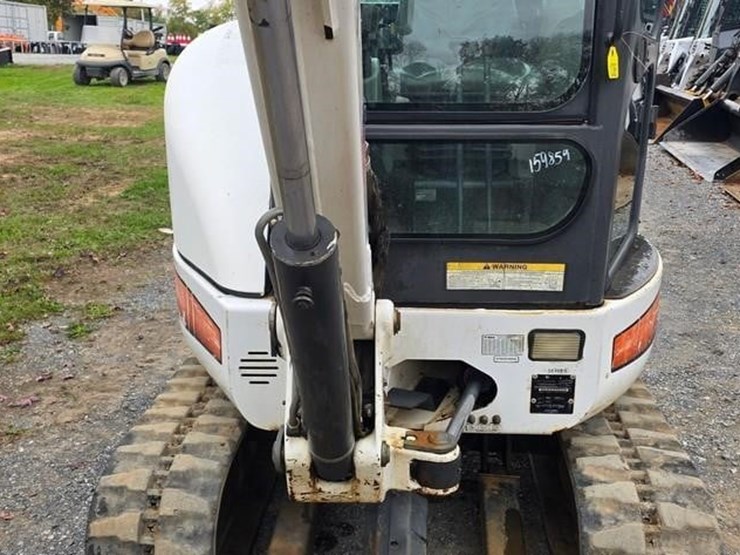2009-bobcat-425-image-32
