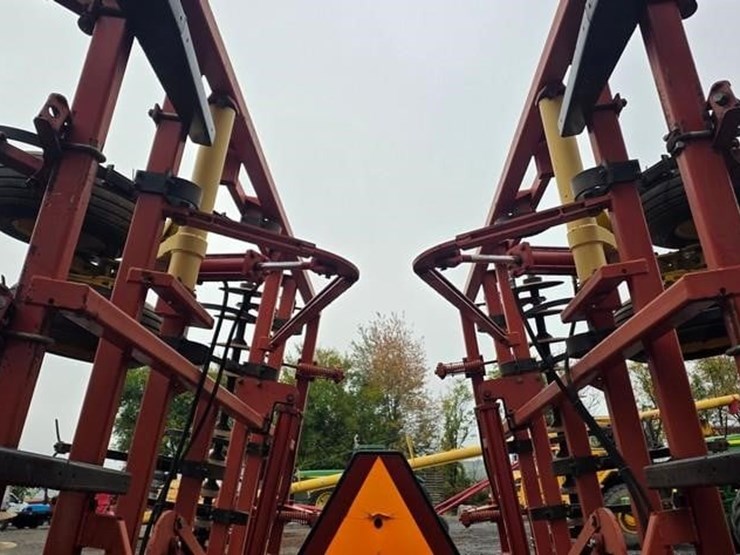 2005-krause-tl6400-24-image-30