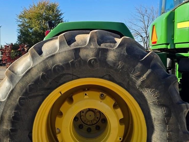 2000-john-deere-9400-image-37